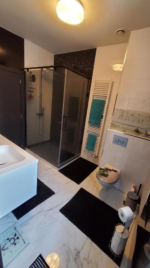 Hospedagem domiciliar Deluxe Au 2eme Etage, Double Au 4eme Etage Not A