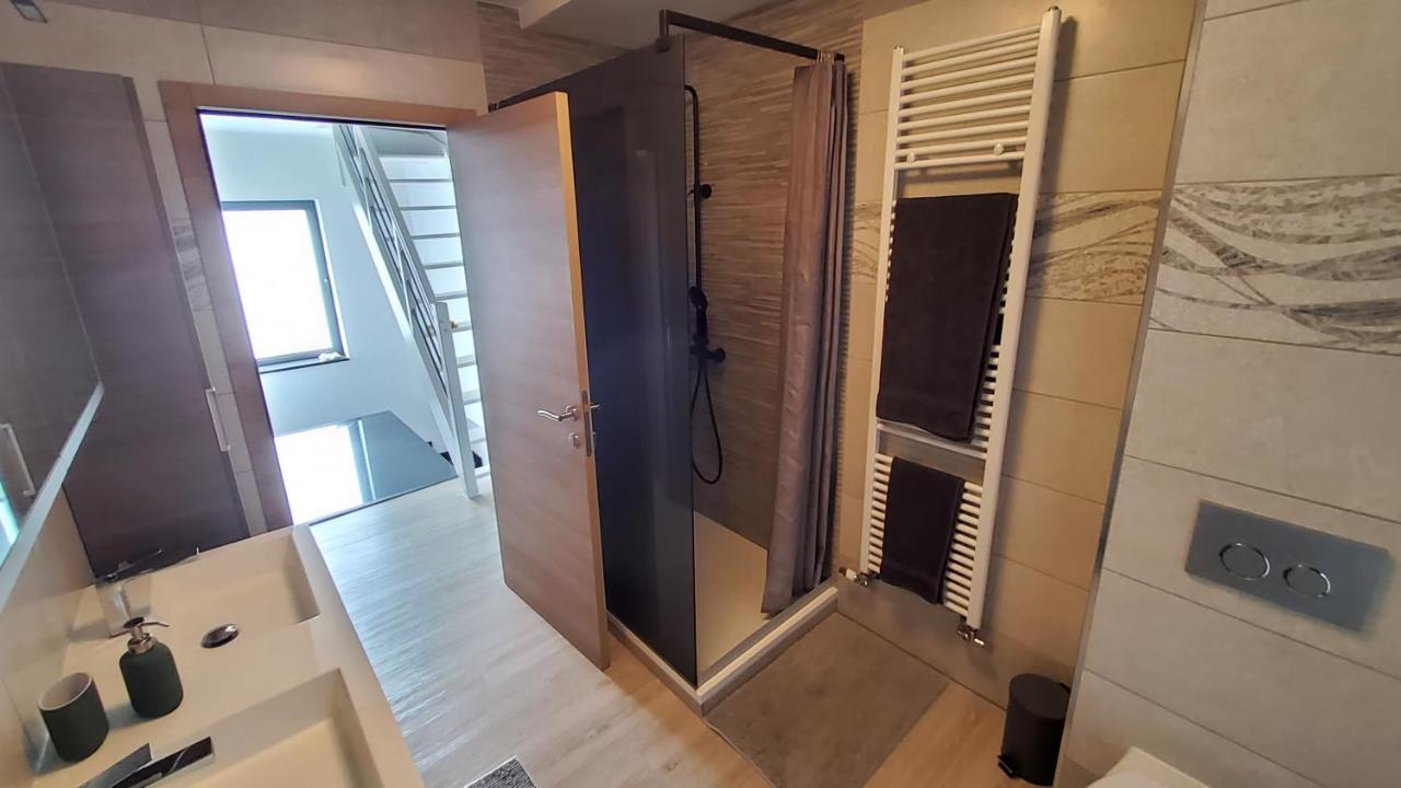 Deluxe Au 2eme Etage, Double Au 4eme Etage Not A * Brussels